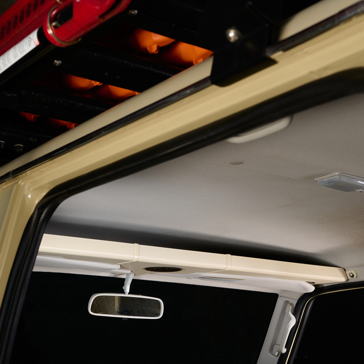 IN-CRUISER OPEN FACE ROOF CONSOLE - BEIGE